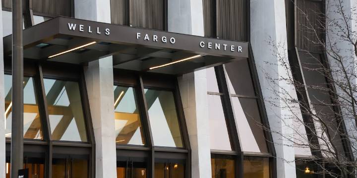 Wells Fargo to lay off 400+ Portland-area employees before year’s end