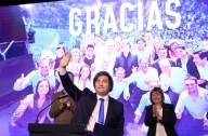 Tras la victoria, Milei retrasa los cambios en el Gabinete