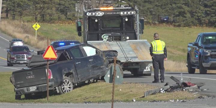 1 injured following 3-car crash in Presque Isle