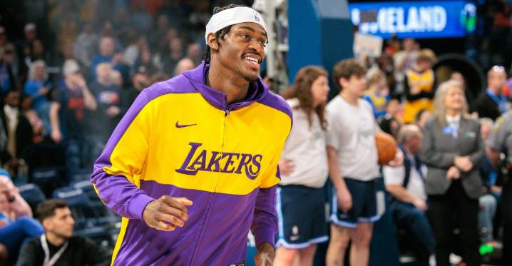 Lakers Training Camp Notebook: Backups are making the starters better