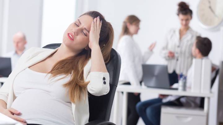 Frenar el desgaste profesional: estrategias de Seguritech contra el burnout laboral en México