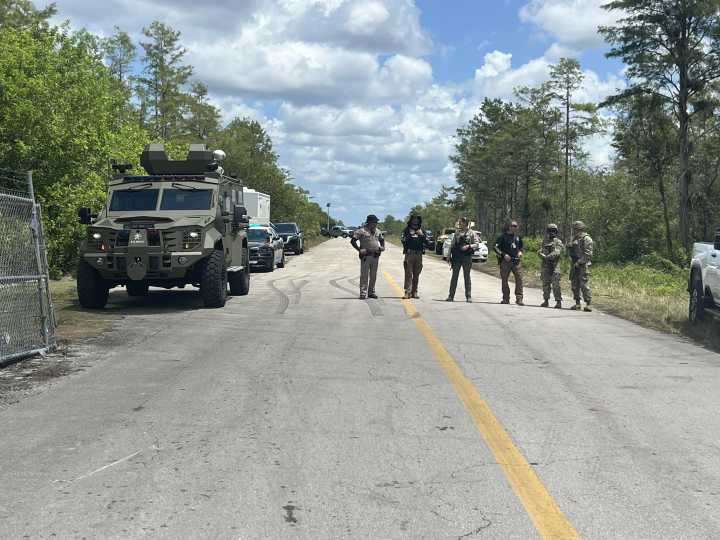 Florida recibe más de $600 millones federales por centro de detención en los Everglades bajo demanda ambiental