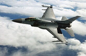 F-16 modernizados refuerzan presencia militar estadounidense en Asia