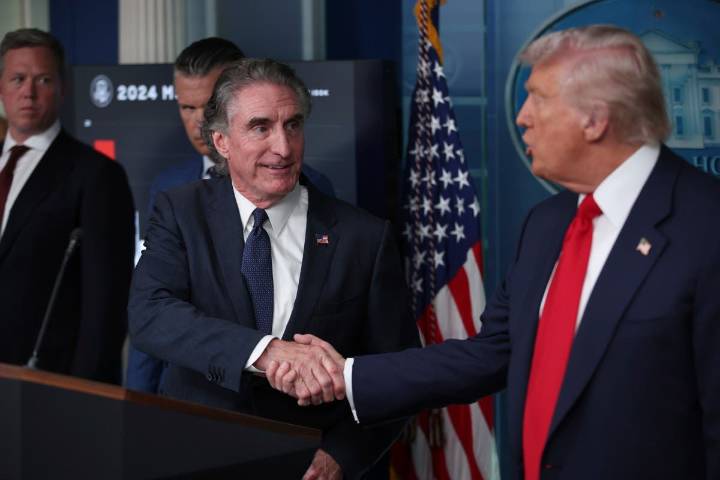 Trump Admin Finalizes Alaska Arctic Refuge Drilling, Renewing Environmental Debate