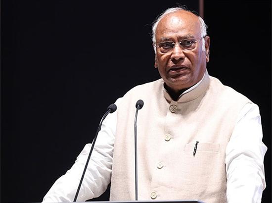 Priyank Kharge shares health update on Cong President Mallikarjun Kharge Photo Source: ANI [ FULL VIEW ]