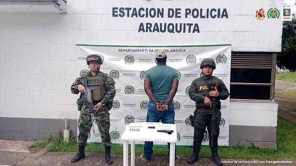 Fue capturado en flagrancia por tráfico ilegal de armas de fuego