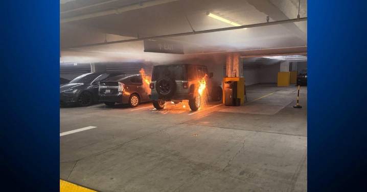 Electric vehicle fire in Walnut Creek parking garage prompts 2
