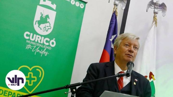 Provincial de Educación afirma continuidad de traspaso a los SLEP pese a críticas