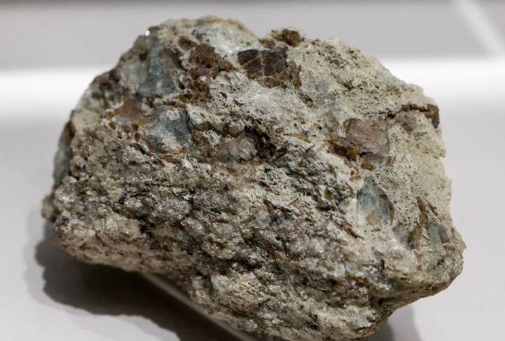Cómo estrangular la economía global con las tierras raras