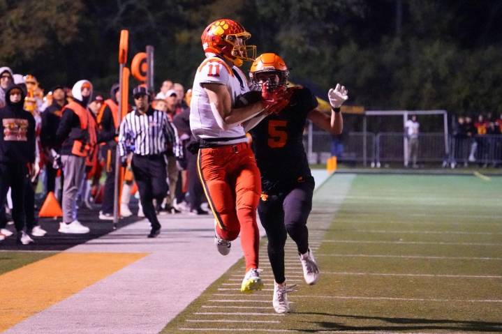 Aurora-Elgin area football rankings and Week 9 top players