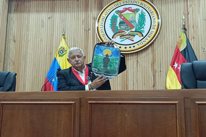 Mirandinos celebran la canonización de Carmen Rendiles y José Gregorio