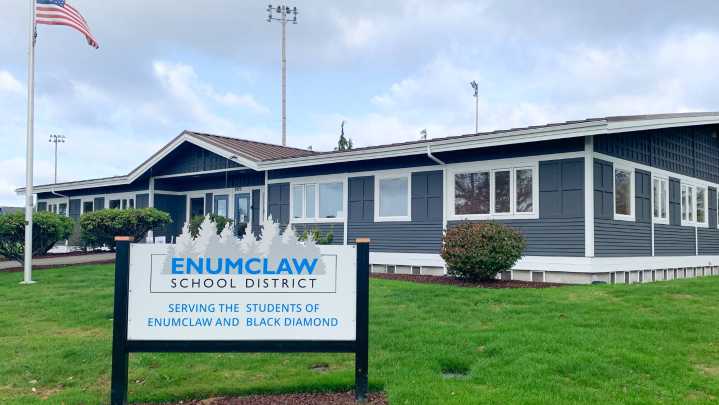 ESD, Oakpointe nearing elementary school funding deal