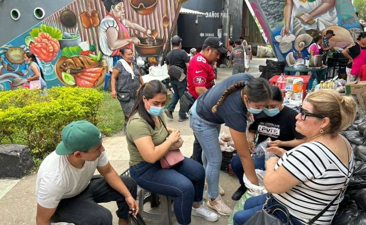 Vecinos de Poza rica habilitan cocina comunitaria y refugio espiritual para damnificados por lluvias