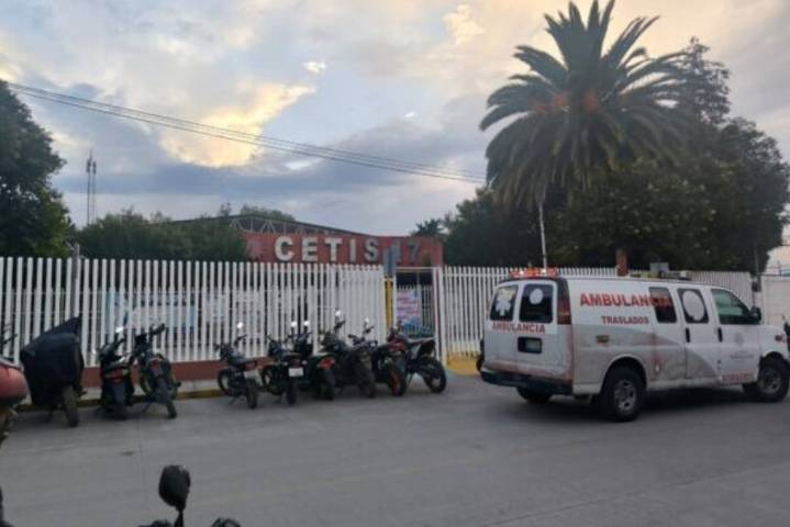 Movilización en Texmelucan: alumnos del CETIS 17 llevaban armas en plena clase