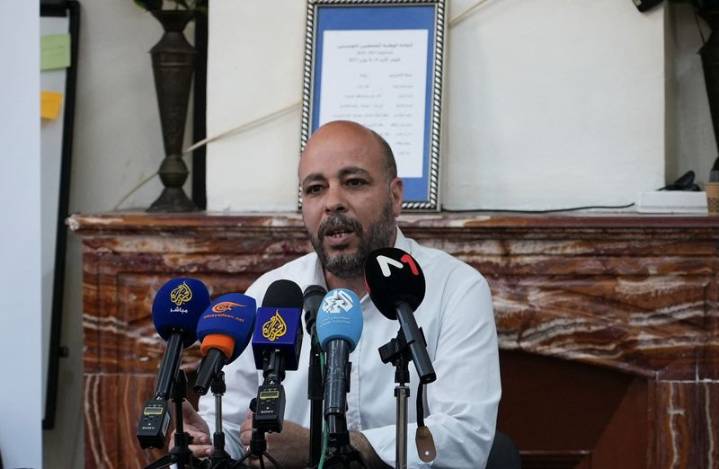 Tunisia imposes one-month suspension on migrant