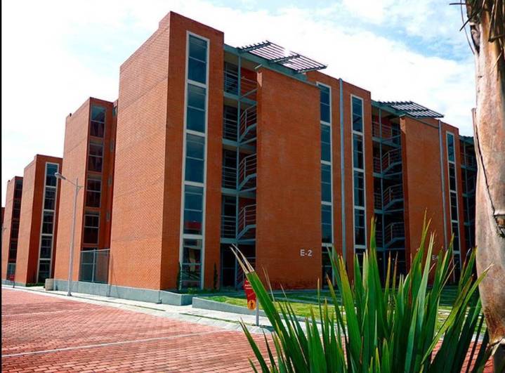 Hallan sin vida a una mujer y sus dos hijos presuntamente envenenados en su vivienda de Santo Tomás Chautla