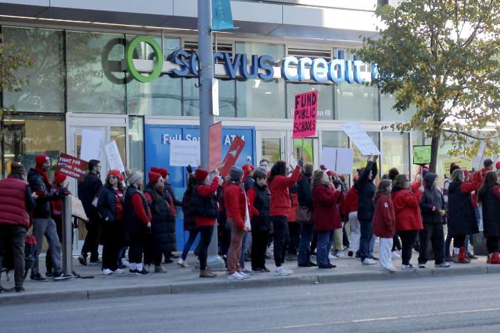 Alberta Premier Smith wants to set up an education commission after teachers strike