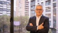 El comercio afronta otra reconversión forzado por las nuevas formas de consumo: máquinas de autopago, producto fresco ya cortado y más platos preparados