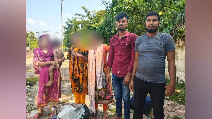 Six Bangladeshi nationals held in Tripura while en route to Jalpaiguri