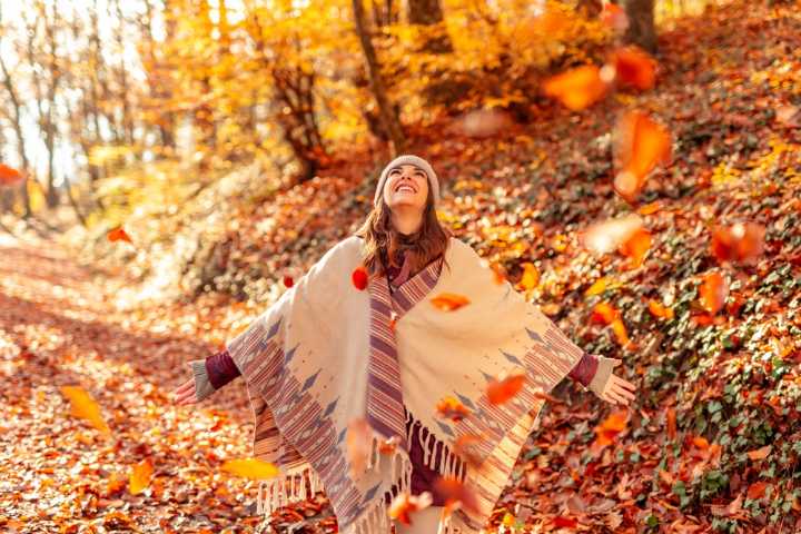 4 Regions Where You’ll See the Last Burst of Fall Foliage in October