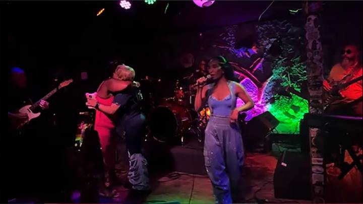 #TheMoment TLC surprised a singer covering Waterfalls