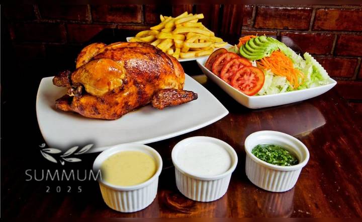 Este restaurante venció a todas las pollerías del Perú y tiene el mejor pollo a la brasa del país, según Premios Summum 2025