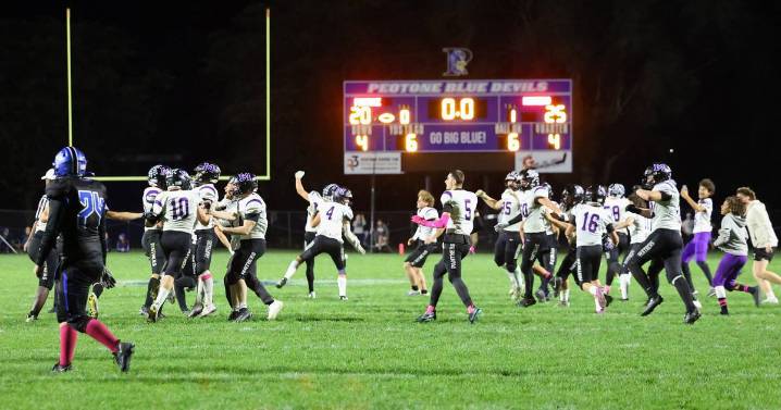 Manteno gets late go-ahead score, sack at buzzer to hold on at Peotone – Shaw Local