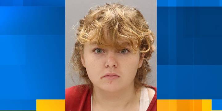 Woman charged with stealing from Knox County Jail, report says
