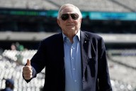 Dallas Cowboys owner Jerry Jones fined by the NFL $250K for giving the finger to Jets fans