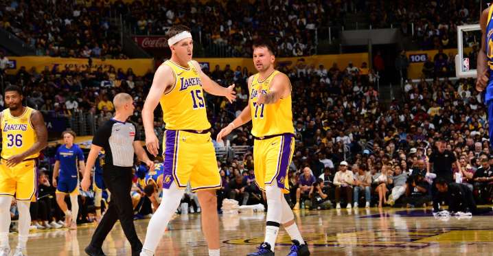 The Lakers know they have to fix their terrible third quarters