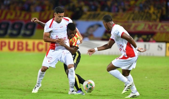 América aprovecharía situación del Pereira: ficharía a dos referentes
