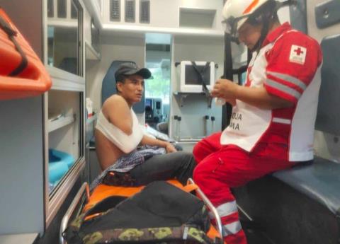 Hombre atropellado por veloz camioneta
