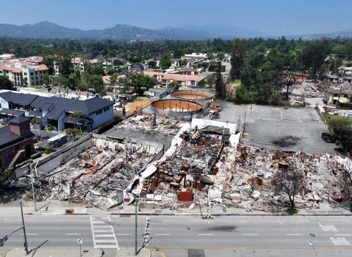 Microbusinesses in LA-area wildfire areas remain vulnerable, UCLA report finds