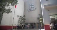 ¿SAT puede visitar tu casa con policías y asegurar tus bienes? Esto es lo que sabemos