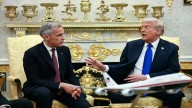 Trump rompe las negociaciones comerciales con Canadá 24 de octubre de 2025 | Internacional Tanto Trump como el primer ministro canadiense tienen previsto asistir a reuniones en los próximos días, como