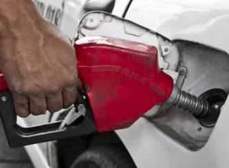 Suben los precios de gasolina y diésel en Colombia: aumento rige desde este viernes en 13 ciudades