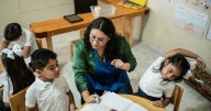 Uno de cada tres maestros en México trabaja en municipios con altos índices de criminalidad, revela estudio sobre la violencia en las escuelas de la Tierra Caliente de Michoacán