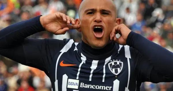 ´Chupete´ Suazo anuncia su retiro