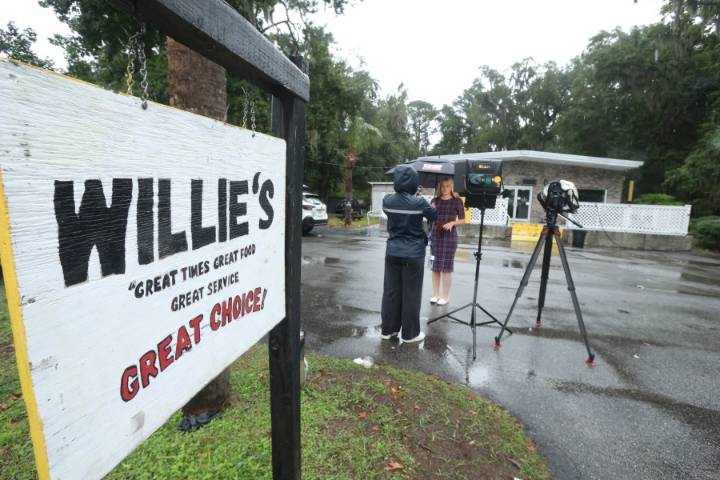 Shooting at packed South Carolina bar kills 4 and injures at least 20 others