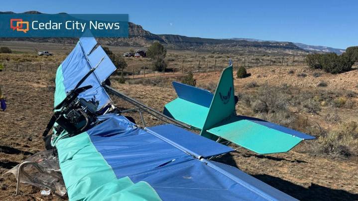 Ultralight aircraft pilot seriously injured in crash near Escalante, sheriff says