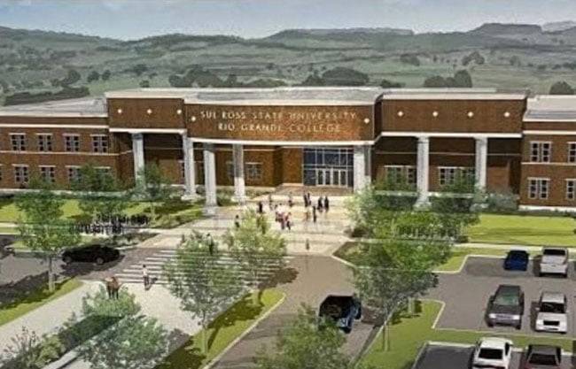 Nuevo campus universitario cerca de los hospitales de Eagle Pass