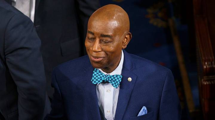 Senate chaplain offers pointed prayer over 'breaking shutdown records'