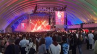 Llenazo para ver a Lori Meyers en Zaragoza: "Hace mucho que no nos vemos en unas fiestas"