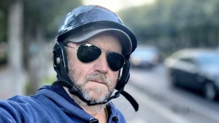 Conmoción en Chile: Popular fotógrafo le quitó la vida a sus hijos gemelos con discapacidad