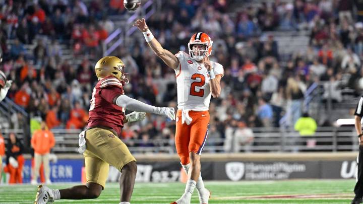 Boston College football loses again
