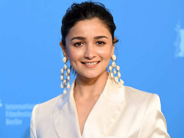 Alia Bhatt Breaks Record for Most Best Actress Filmfare Awards, Surpassing Nutan and Kajol