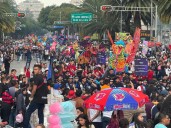Desfilan más de 170 alebrijes monumentales en la Ciudad de México