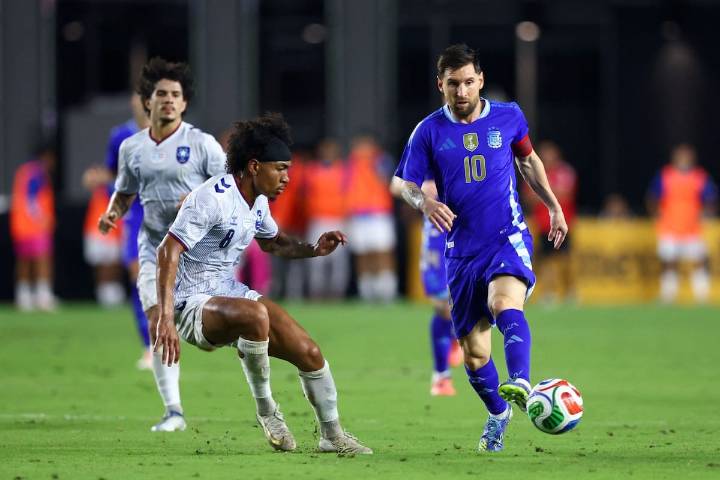 Curazao, Puerto Rico, Angola... Campeón sin rival: Argentina y los amistosos sin exigencias (y la fuerte comparación con Brasil)