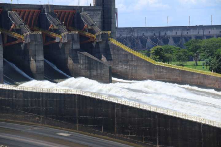 La revolución silenciosa de Paraguay: de gigante hidroeléctrico a contendiente digital