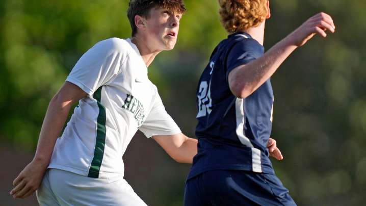 High School Roundup: Scores and stats from Tuesday's games